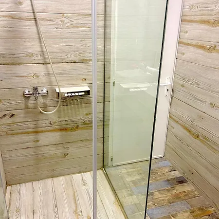 Lemon Tree House, Golden Χρυσή Ακτή