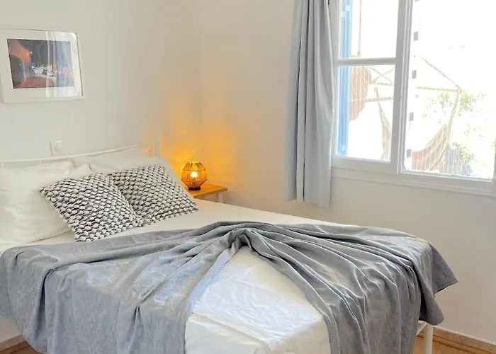 Lemon Tree House, Golden * クリシ・アクティ