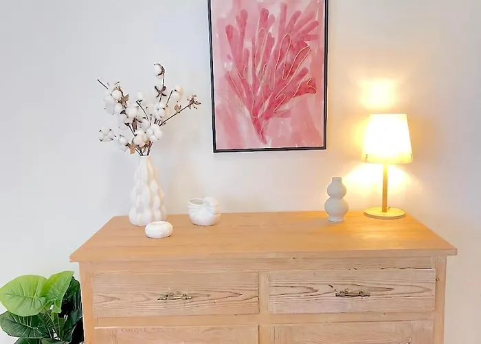 Lemon Tree House, Golden クリシ・アクティ