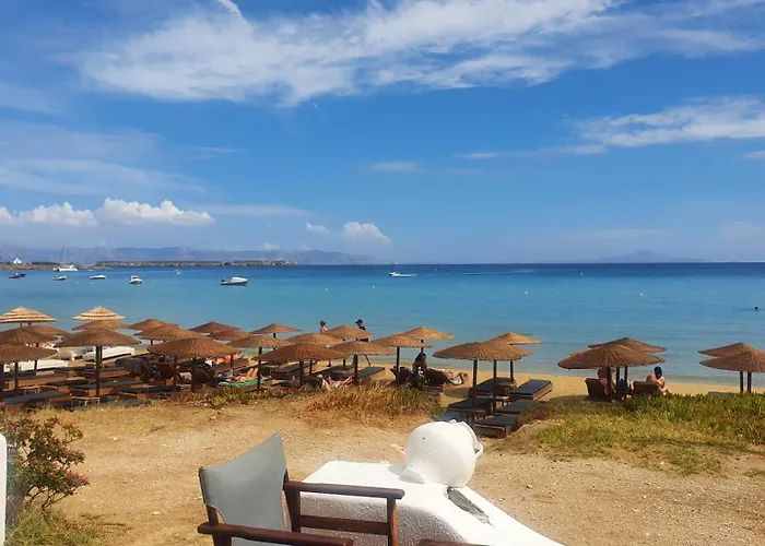 Lemon Tree House, Golden * Chrisi Akti (Paros)